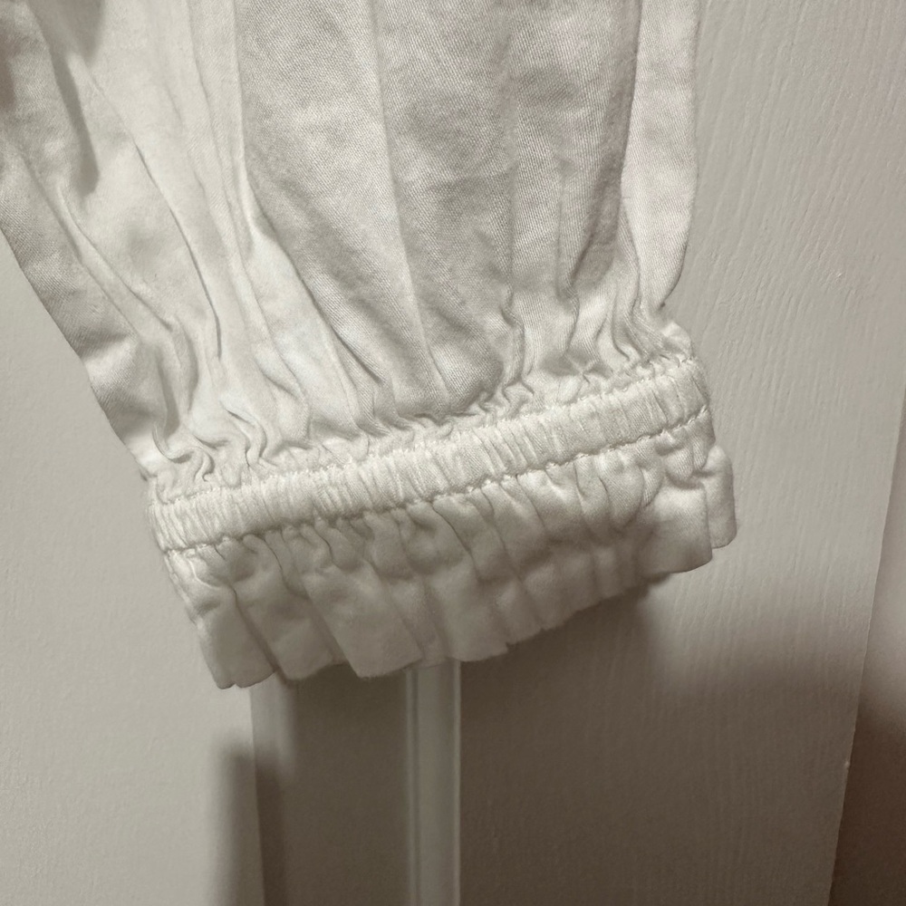 GAP White Ruffle Blouse - Picture 2 of 4